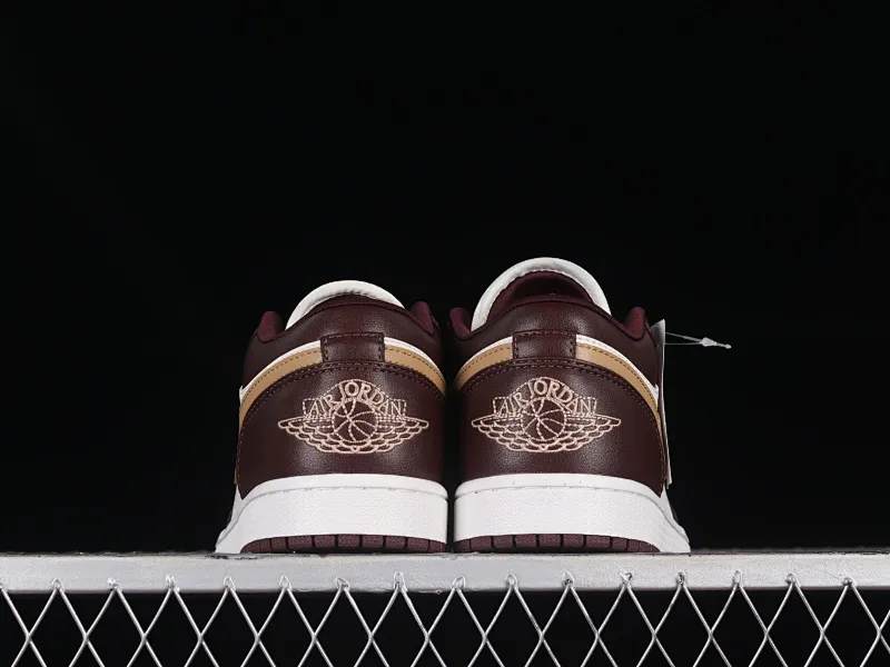 All categories Air Jordan Jordan series basketball shoes Air Jordan 1 Low Z version Air Jordan 1 Low AJ1 Joe 1 white coffee color low-top cultural casual sneakers DC0774-200